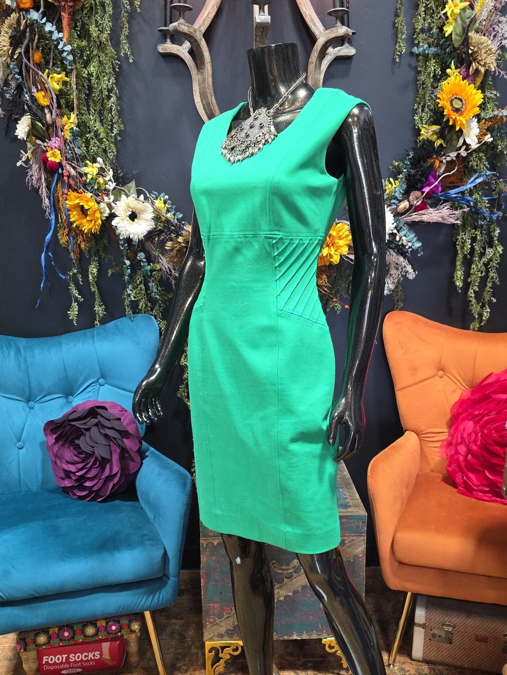 antonio melani green dress Bright Sleeveless Sheath Retail Price:199.000000